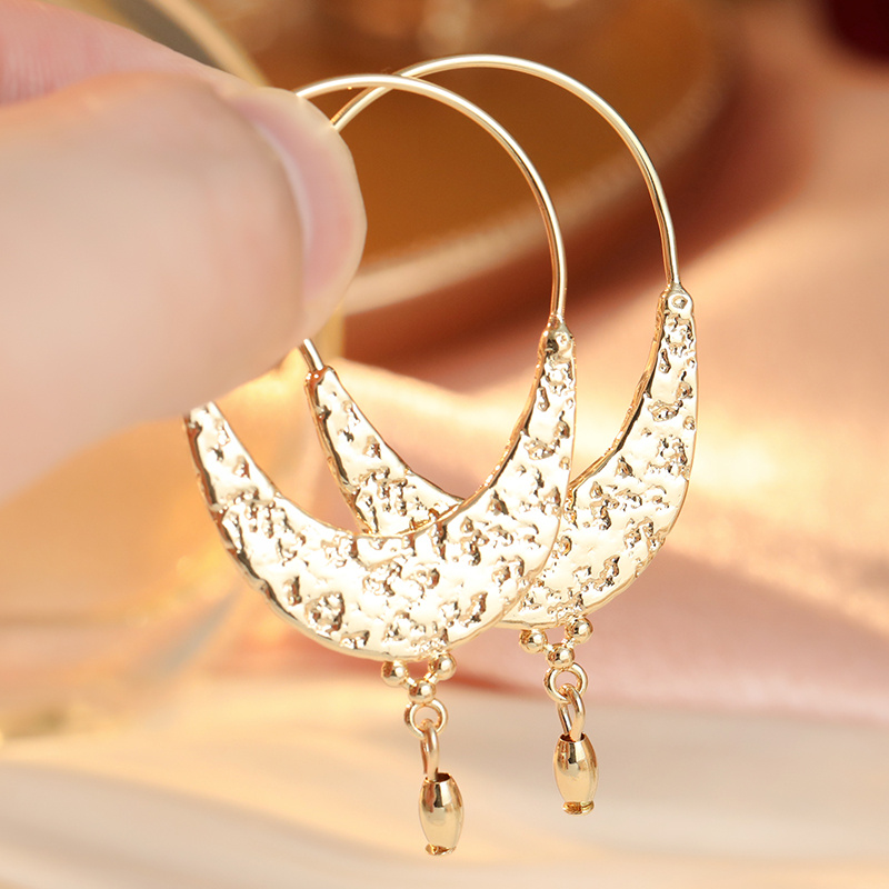 Women's Vintage Hammered Crescent Moon Hoop Dangle Earrings